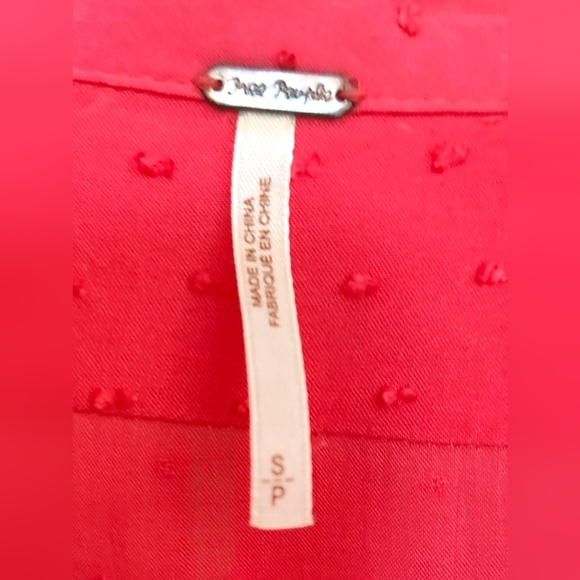 Women's Pink Button-Up Blouse - Picture 2 of 4